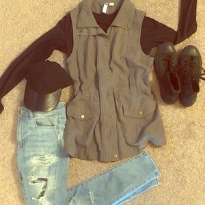 Beautiful olive green military style vest